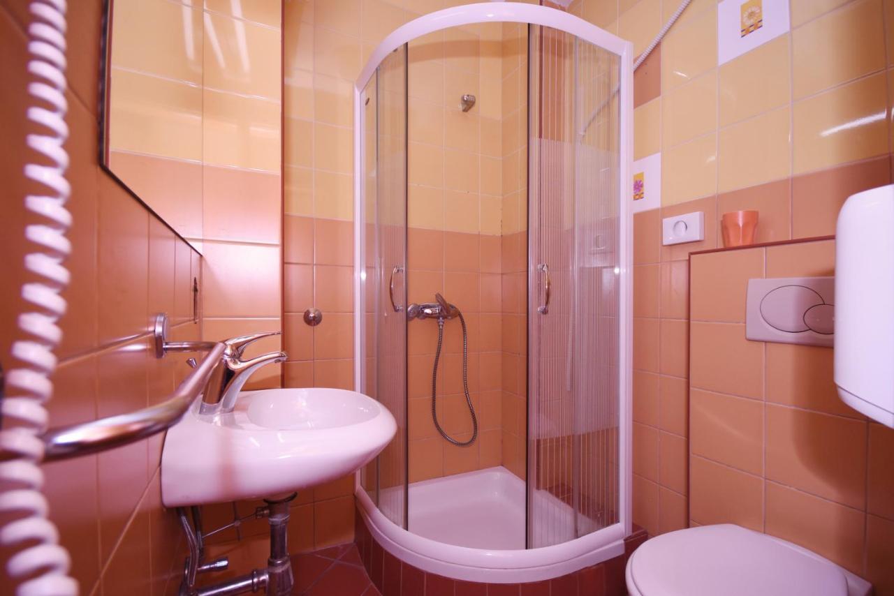 So Rooms City Centre Budva Exterior foto