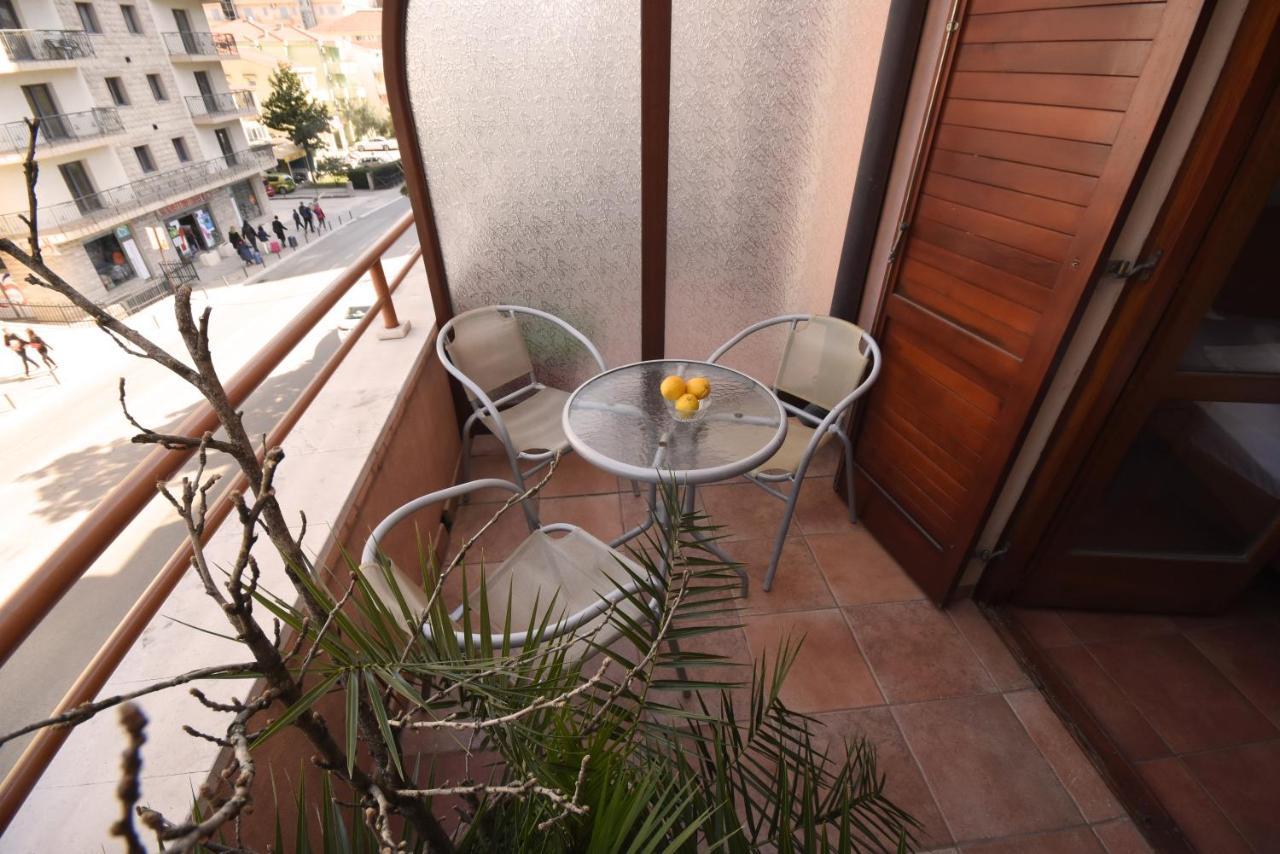So Rooms City Centre Budva Exterior foto