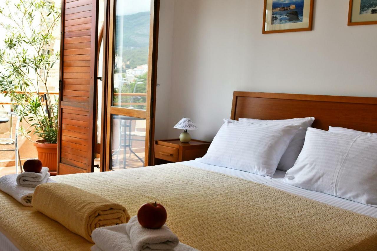 So Rooms City Centre Budva Exterior foto